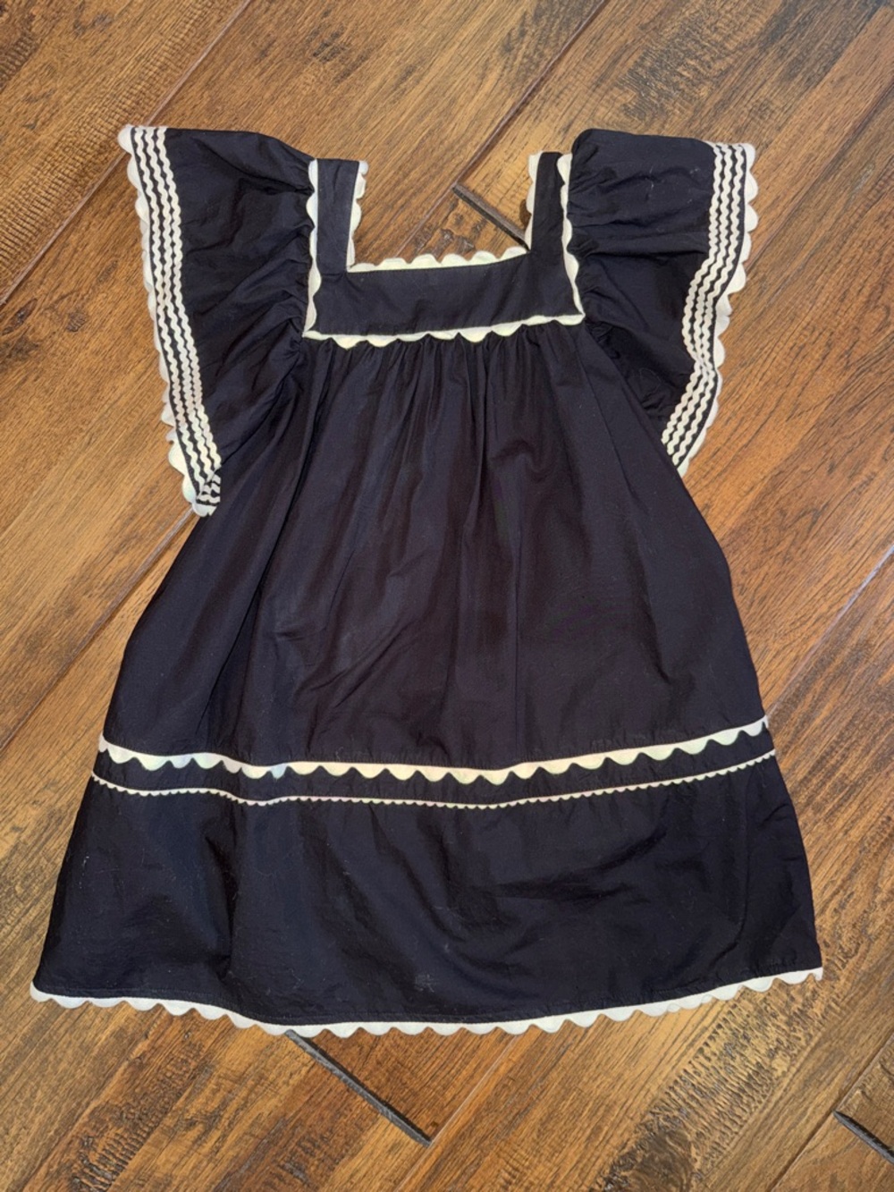 Zara Black Ruffle Sleeve Dress + Ivory Trim. SIZE 6. Like new.